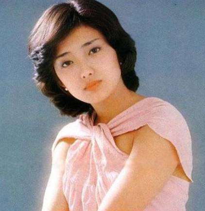 一代偶像當紅卻「為愛引退嫁為人婦」！結婚37年恩愛如初：下輩子還要娶你