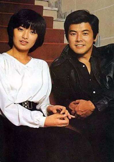 一代偶像當紅卻「為愛引退嫁為人婦」！結婚37年恩愛如初：下輩子還要娶你