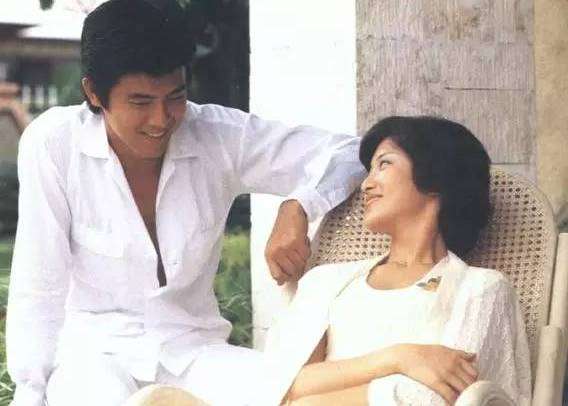 一代偶像當紅卻「為愛引退嫁為人婦」！結婚37年恩愛如初：下輩子還要娶你