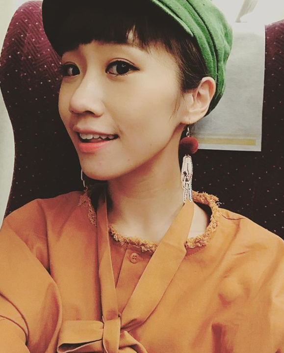 身價暴漲！Lulu月入50萬「堅持不買名牌包」　只要花錢就想到「一家人過去的生活」立馬打消念頭