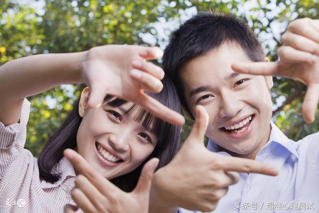 【測驗】你最喜歡哪一個金手鐲？測出你生命中最在乎的人是誰！