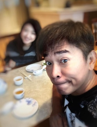 養女兒比較好！吳姍儒「連3年送名車孝敬」爸驚呼：價錢都沒寫　爆料吳宗憲「女兒控舉動」搖頭喊受不了