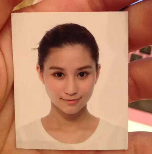 他當年誇下海口：「5年超越周杰倫」！　情斷身價千億女友「唱片合約也被終止了」