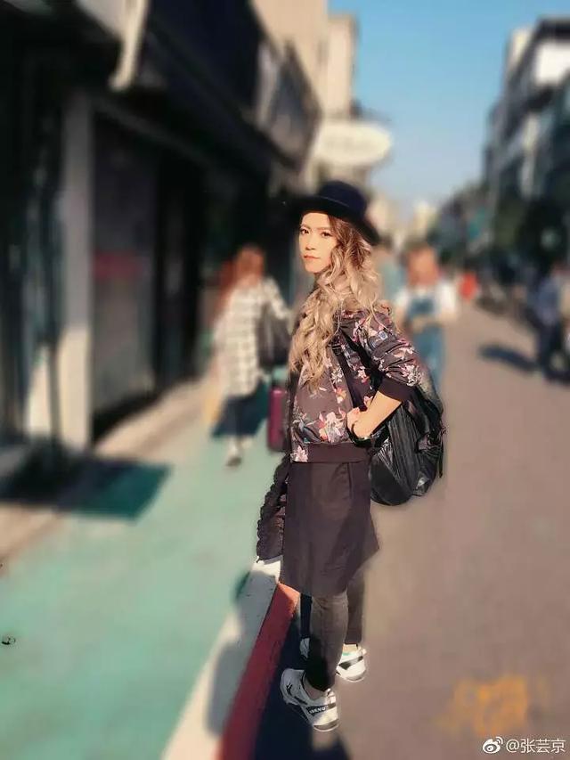 記得消失已久的超偶冠軍張芸京嗎？她的近照讓「粉絲尖叫」美到讓人快認不出來！