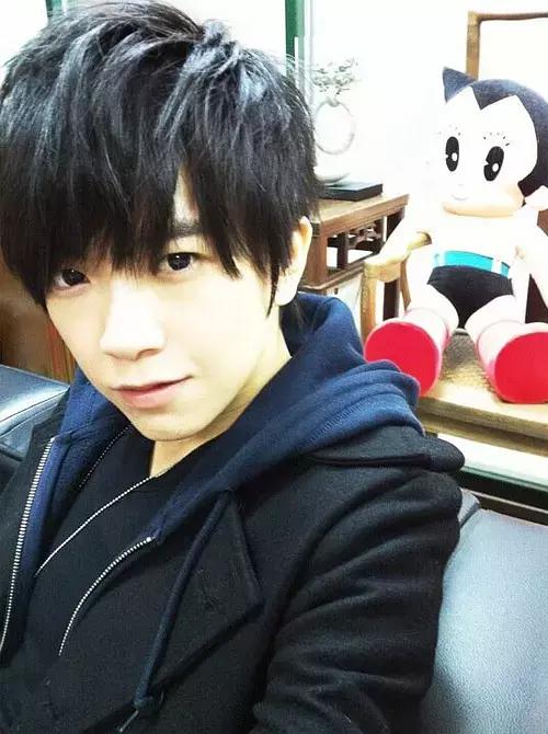 記得消失已久的超偶冠軍張芸京嗎？她的近照讓「粉絲尖叫」美到讓人快認不出來！