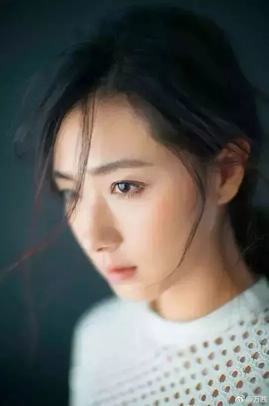 何時當媽的？曾是張孝全戀人，被埋沒多年「嫁了神秘老公」低調生女活成贏家！