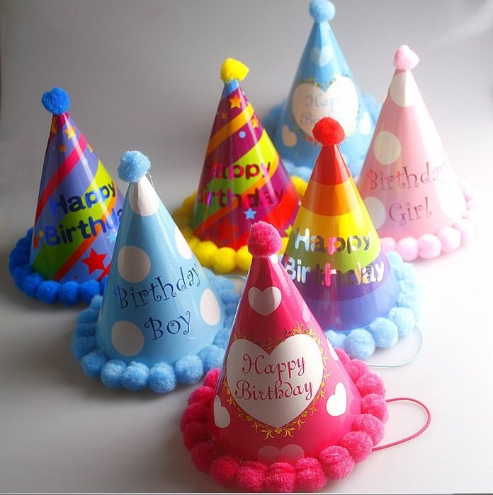 他驚覺「老婆偷吃」卻裝沒事，耐心策劃等到老婆生日...在全家人面前獻上「最猛生日驚喜」！