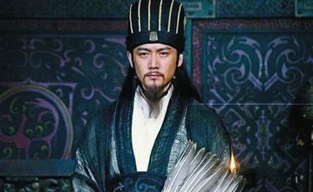 「諸葛亮」每次打仗都要「坐椅子」，並不是腿不好，實在是太聰明！