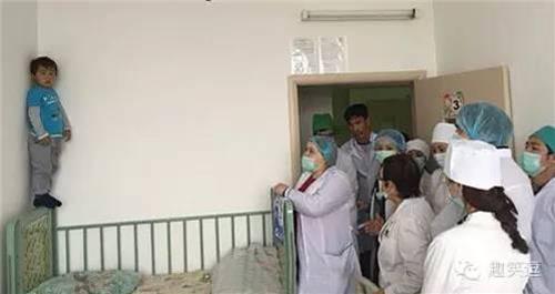 33張「爆笑圖」：老師，以後上課都穿這樣的裙子好了...看到最後，笑到下巴都快掉下來！