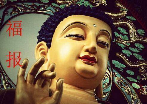 夫妻每天給小乞丐吃燒餅，小乞丐說了句「悄悄話」，夫妻大驚報警！