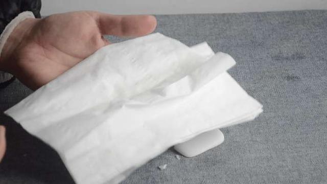 將肥皂用紙「包起來」，沒想到還有「這些用處」解決了家家戶戶困擾的問題！