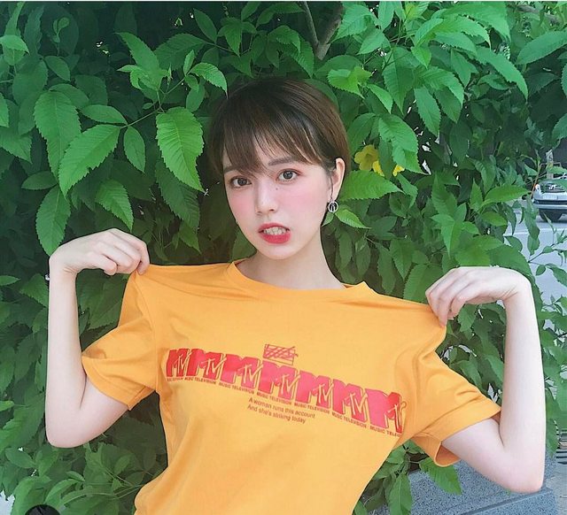 越南短髮女大生「正到讓世界對越南改觀」！全身包緊緊還是洩漏「超火辣身材」網友大暴走！