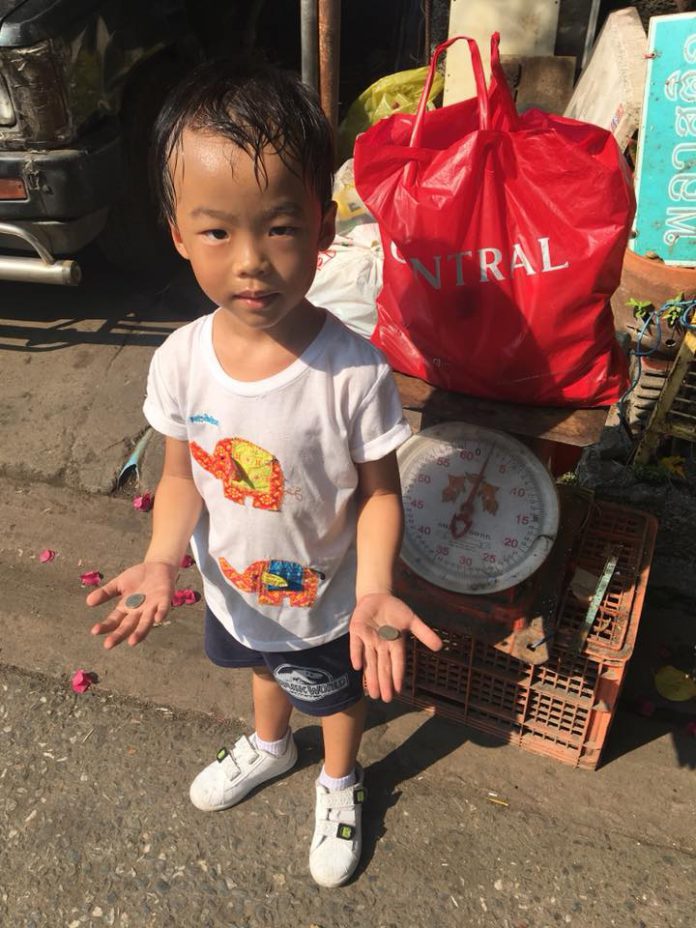 5歲兒子不想去學校「辣媽爽快請假帶他出門玩」！玩不到一天就讓「兒子哭求回去上學」網讚翻！