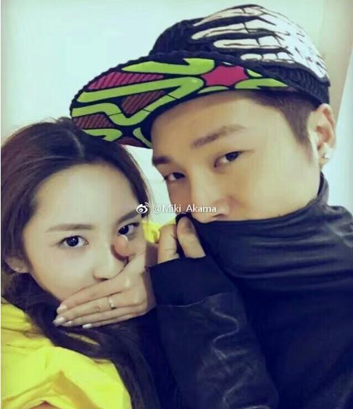 他將小蘿莉養成老婆，8歲一見鍾情，5年戀情被大家罵慘！如今兩人變這樣...不可思議！