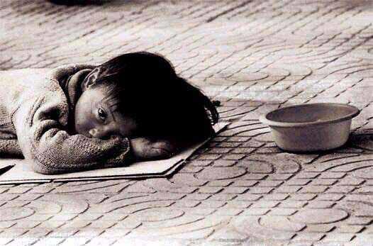 他要娶富家女叫「乞丐爸爸」別來丟臉！婚禮上爸爸卻開10輛奧迪出現...他後悔莫及！