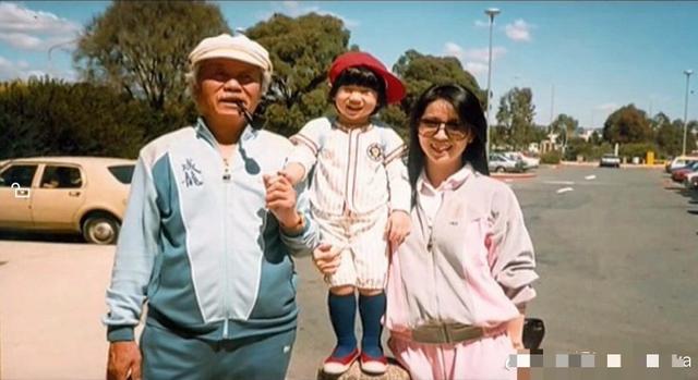  難怪成龍離不開她！房祖名網路po出媽媽年輕照，原來當年的林鳳嬌那麼美