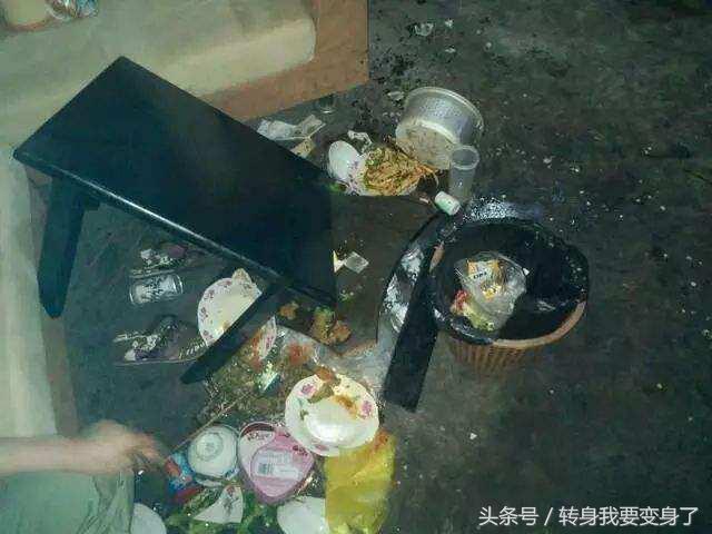 婆婆生日全家人都在閒聊，只有我「挺著大肚子在做飯」！老公回家一看直接「翻桌」