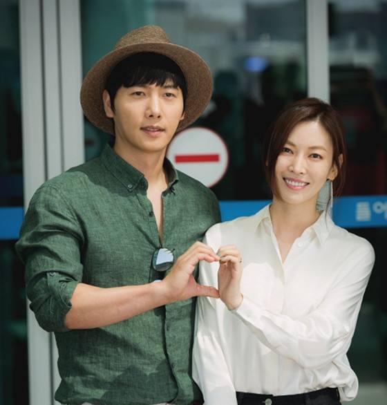 記得紅遍亞洲的《愛上女主播》嗎？如今18年過去「她」離婚又再婚、「他」成兩個孩子的爸！