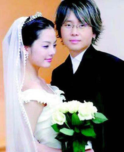 記得紅遍亞洲的《愛上女主播》嗎？如今18年過去「她」離婚又再婚、「他」成兩個孩子的爸！