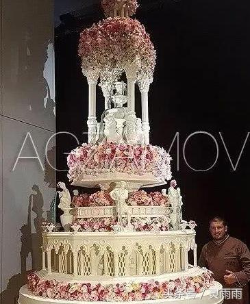 富二代大手筆「花500萬做結婚蛋糕」被酸錢太多，沒想到蛋糕一推出來，全場被「美到目瞪口呆」！