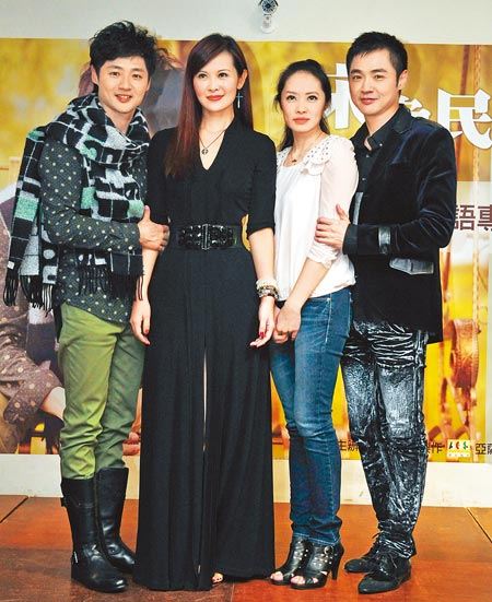 大嫂陳維齡「不包紅包卻送大禮」讓女兒喜極而泣，洪百榕卻落淚：我是沒出息的媽媽！