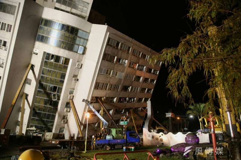 花蓮地震「幕後最大功臣」是他！不顧自身安危衝到現場「花百萬做了...」讓救難人員順利搜救！