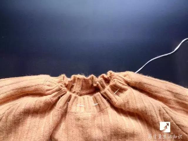 毛衣領袖口沒穿多久就擴大了？穿起來鬆鬆垮垮的扔了又浪費，教妳一個簡單方法「幾分鐘恢復它」