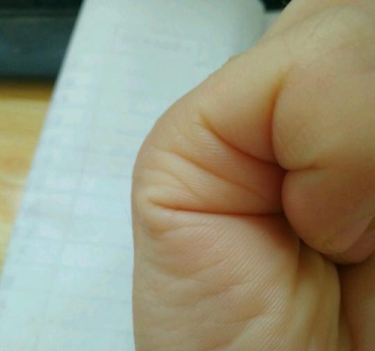 握拳時有幾條線,預示晚年「福命還是苦命」:太準了