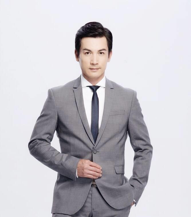 53歲伊正曾苦認「這輩子不會結婚了」！豈料遇見「小16歲真命天女」短短1年內結婚又生子