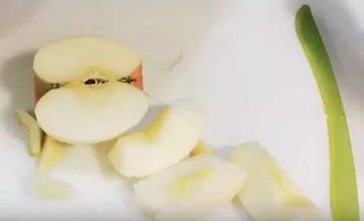 「洋蔥+蘋果」持續吃7天，甩掉贅肉和雀斑！對消脂和抗衰老也有幫助