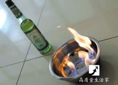 「花露水」加「牙膏」太厲害了，放衛生間3個妙用「超實用」