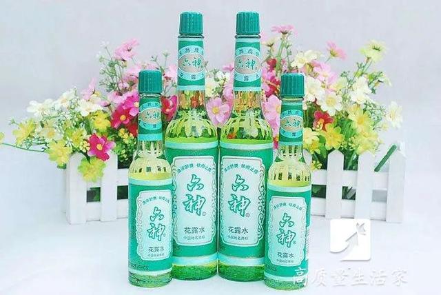 「花露水」加「牙膏」太厲害了，放衛生間3個妙用「超實用」