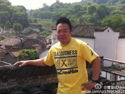 董至成閃辭《大集合》投奔中國「踢到鐵板」！到北京才發現「沒有地方可住」現在只能...