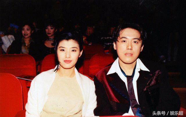 情牽妻子41年！55歲資深歌手為愛「舉家搬深山3年」　甘當寵妻煮夫「2帥兒顏值超驚人」