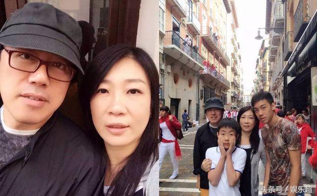 情牽妻子41年！55歲資深歌手為愛「舉家搬深山3年」　甘當寵妻煮夫「2帥兒顏值超驚人」