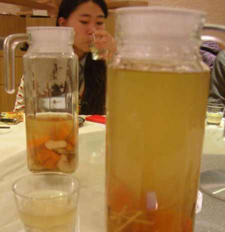 想保護好自己的肝，3種食物不該多吃，吃多了當心「肝臟受損」！
