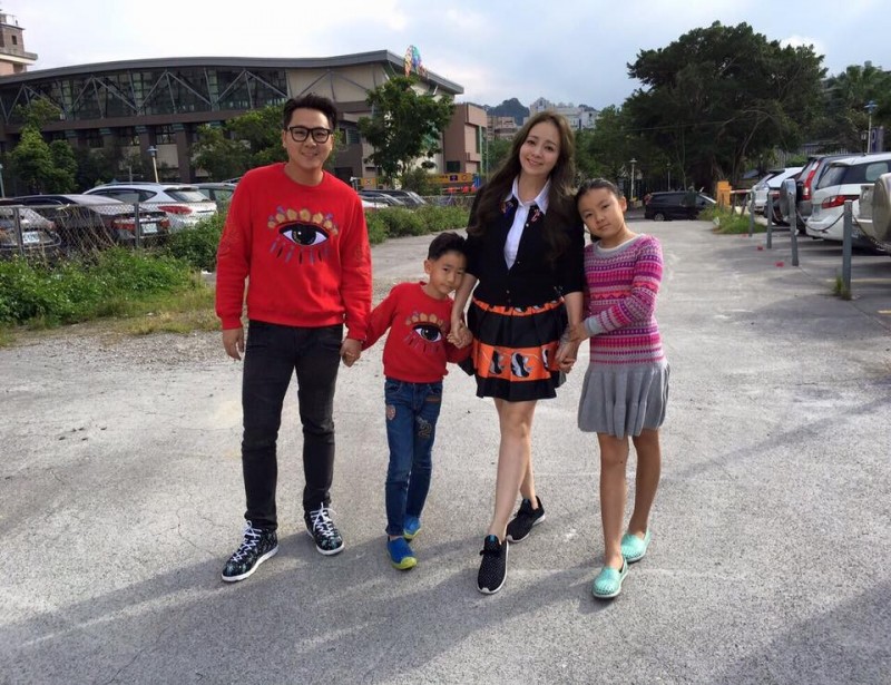 王仁甫當年「花光6千萬積蓄」堅持開民宿　季芹陪尪「海邊睡3年」笑說：至少我賺回老公