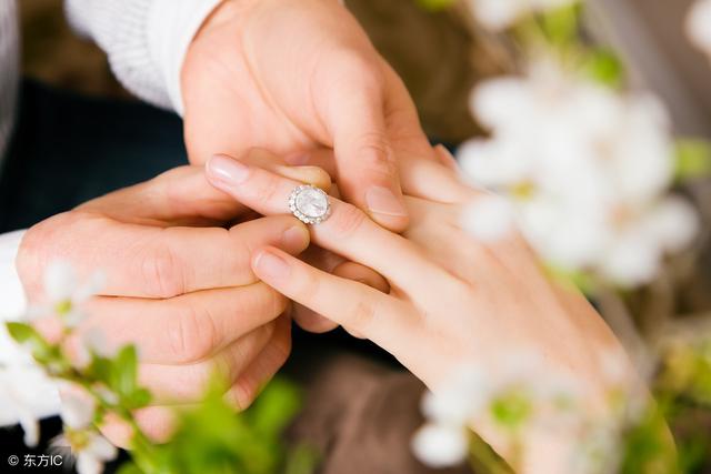 女兒出嫁，媽媽給她的的幾條婚姻忠告，句句在理！