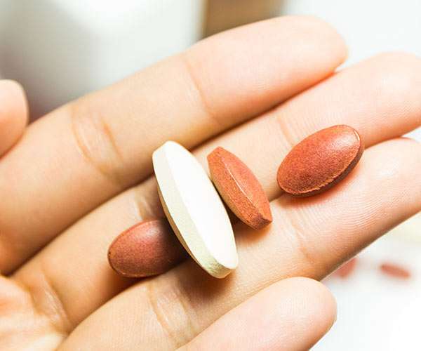 疲勞「吃B群提神」要注意！醫師警告「危險副作用」一不小心可能會...千萬別亂吃！