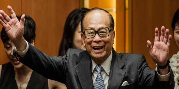 他曾鐵口直斷：李嘉誠必定成為香港首富！「臨終前的遺言」震撼了全華人…