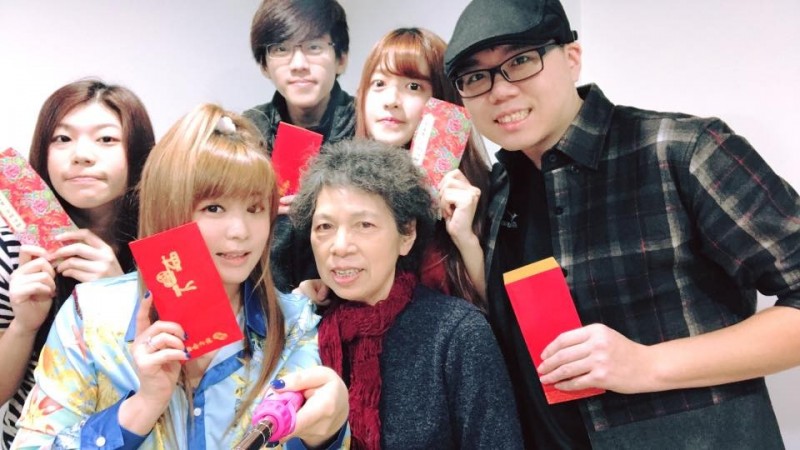 小小瑜不藏私公開「70天狠甩10公斤」秘訣！她靠3招從L瘦到XS 變超辣！