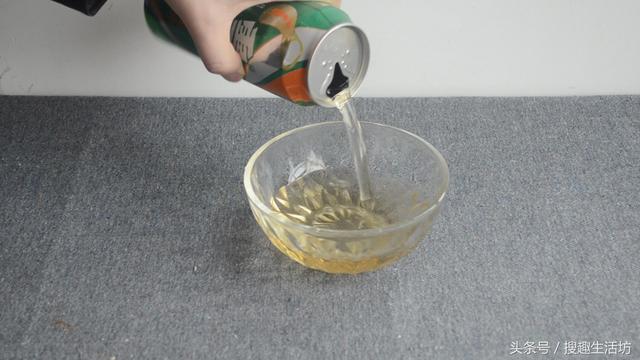 喝不完的「啤酒」別急著倒！把它和「鹽」攪拌，竟能解決家家戶戶的困擾！