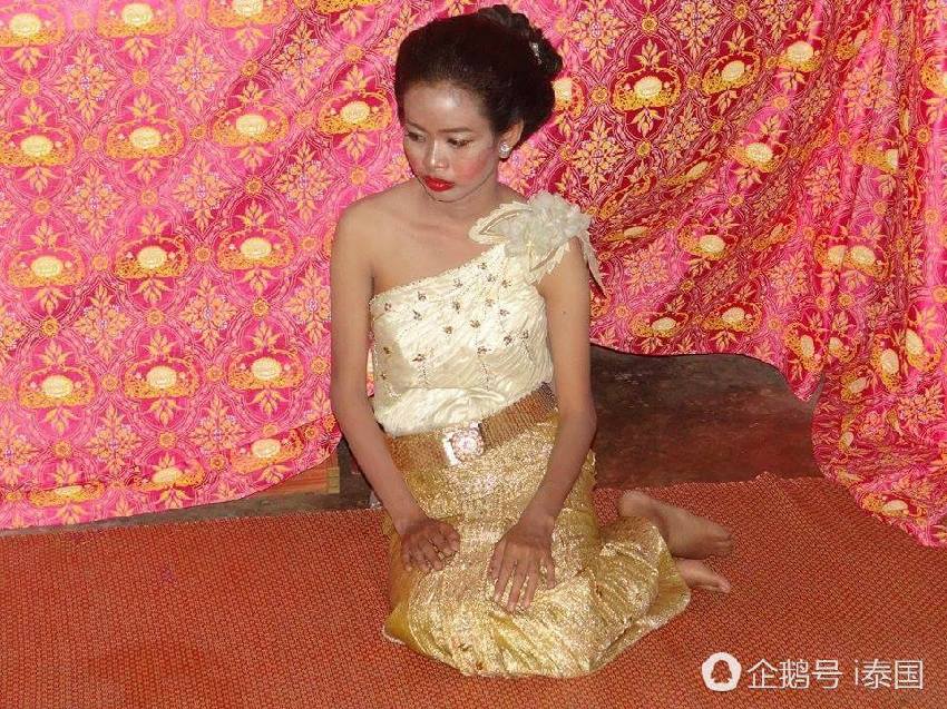 大喜之日「新人被畫成金童玉女」難看到想哭　暖心團隊免費重畫「還原夢幻婚禮」不留遺憾