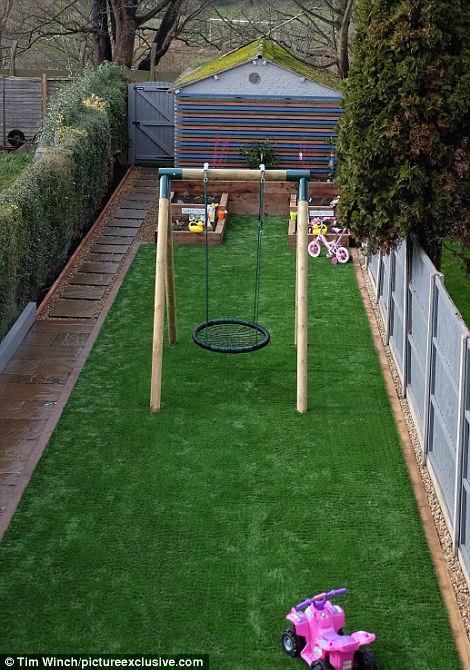 暴風雪中「這一家人被60名工人趕出家門」　8天後回到家「被眼前的景象嚇到落淚」全球讚爆！