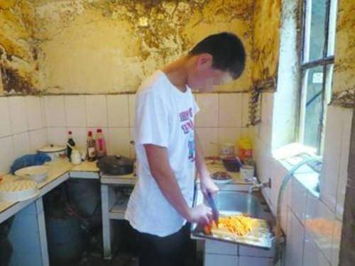 十年後的重逢：一通誤撥的電話，串起兩段感人至深的親情故事