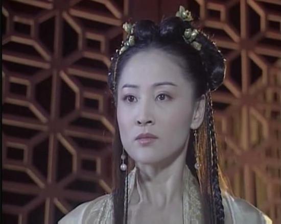 她曾是馬景濤的最愛、曾國城最想挽回的女人！當年「美艷勝過鍾麗緹」，如今54歲的她...