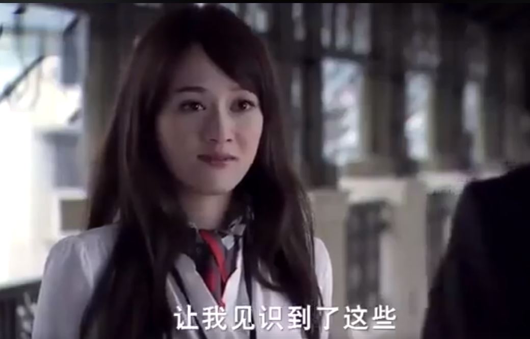 老伯「穿著隨興被店員瞧不起」唯獨她親切招呼！幾天後她收到「升遷通知」當場愣住