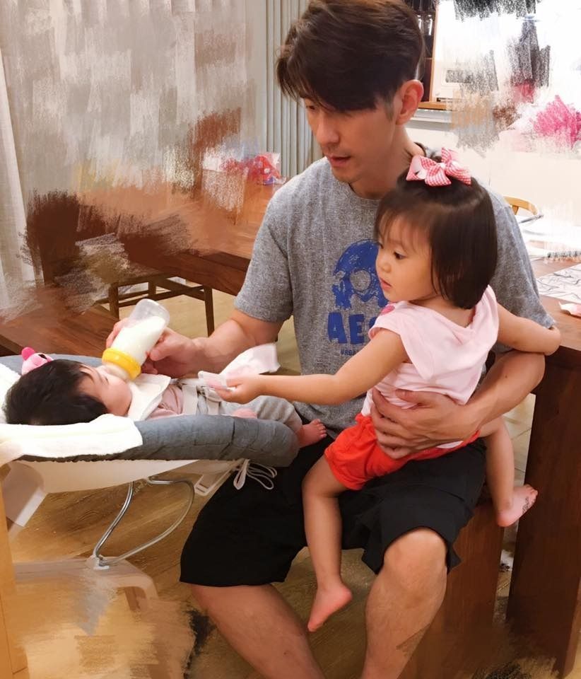 不只3個女兒！賈靜雯、修杰楷曝「其實我們有兒子」　疼愛不比姊姊少暖喊：「你是最有福氣的寶貝❤」