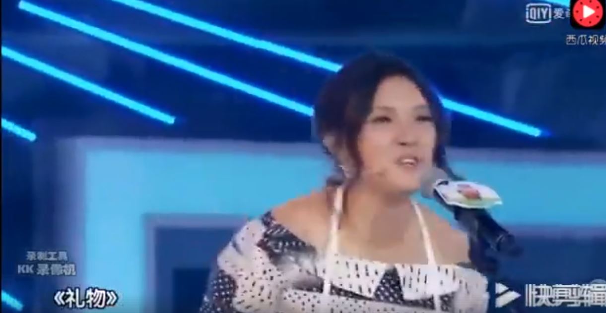 3歲小神童「只聽5秒前奏」就猜對歌名讓人看傻，沒想到下一題「更猛表現」全場驚呼！