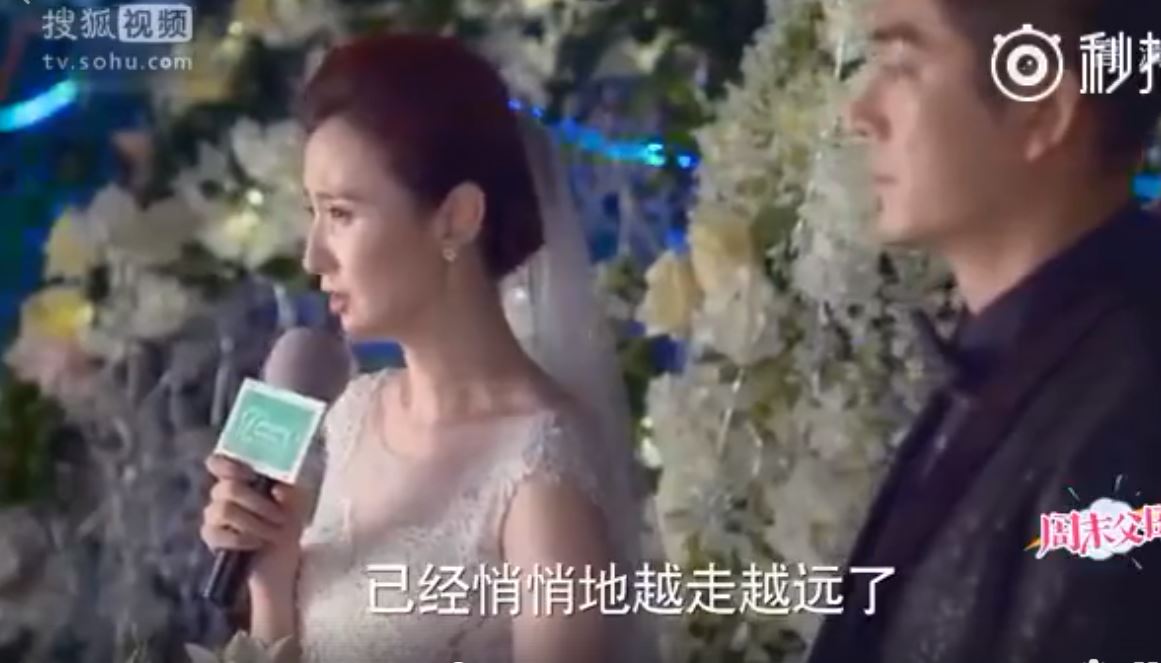 新娘找親朋好友參加自己的「離婚典禮」，舞台上對前夫說的「一番話」讓全場淚崩！